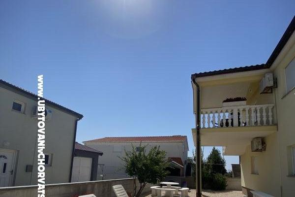 APARTMANI HELENA OASIS VIR – foto 9