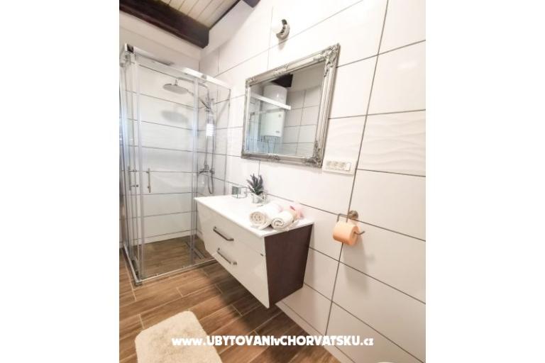 Dům k odpočinku  Diana +pool+jacuzzi – foto 10