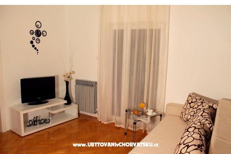 Apartmány Juricev 100m to the beach – foto 13