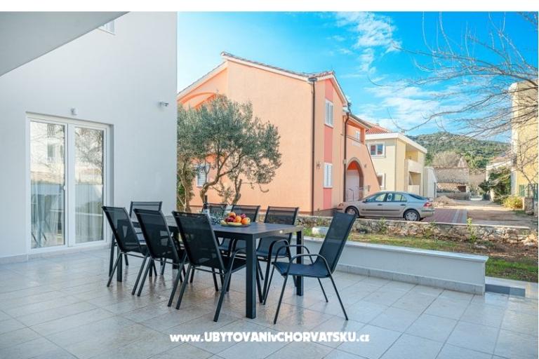 Beach Villa s bazénem Tribunj – foto 16