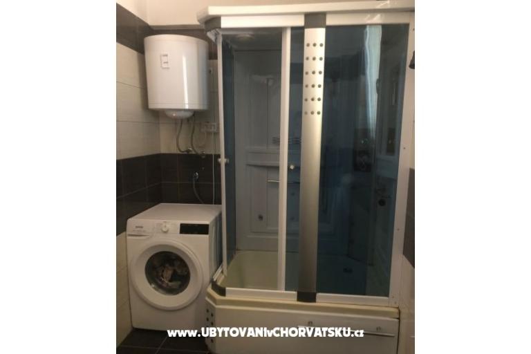 Penthouse s bazénem Ruža – foto 10