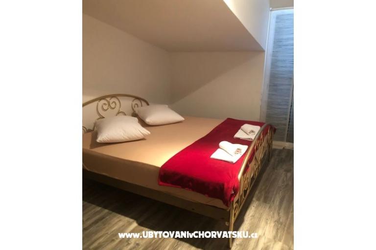 Penthouse s bazénem Ruža – foto 11