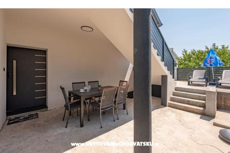 Apartmán Luxe Holiday Home – foto 15