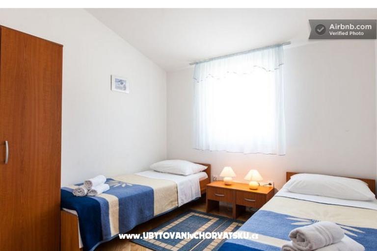 Luton Apartmány – foto 12