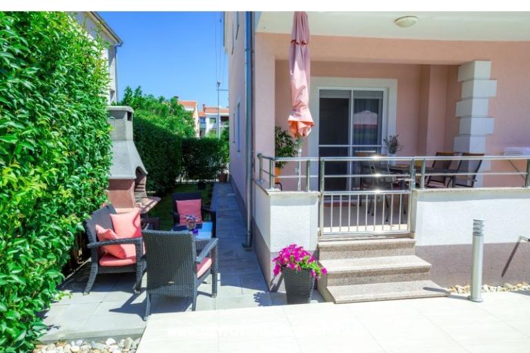 Apartmán s bazénem ViGo – foto 16