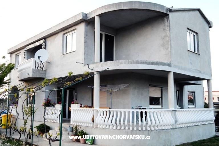 Apartmány Denis i Sandra – foto 2