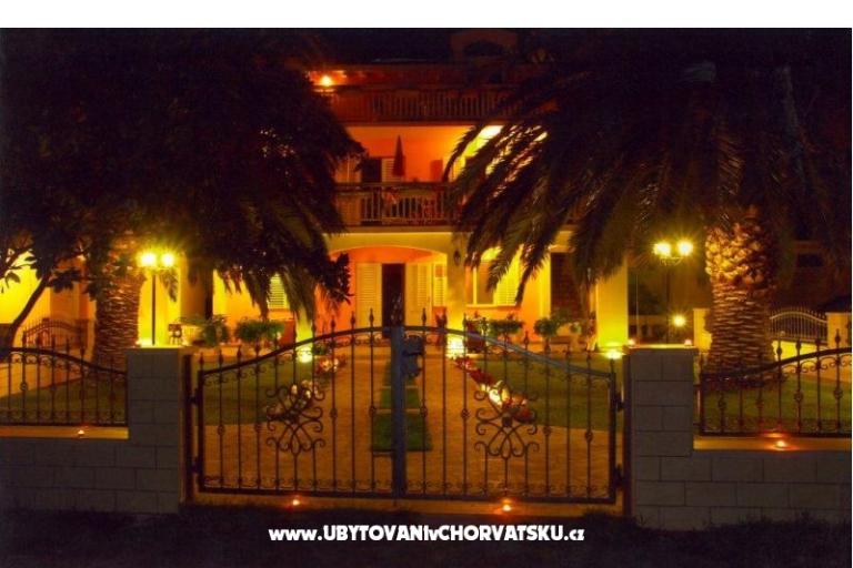 Vila Filipovic Apartmány Žuljana – foto 15