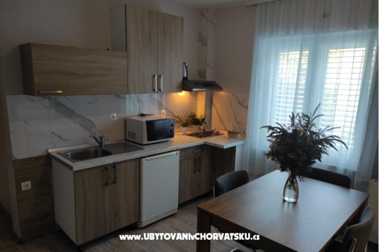 Vila Filipovic Apartmány Žuljana – foto 16