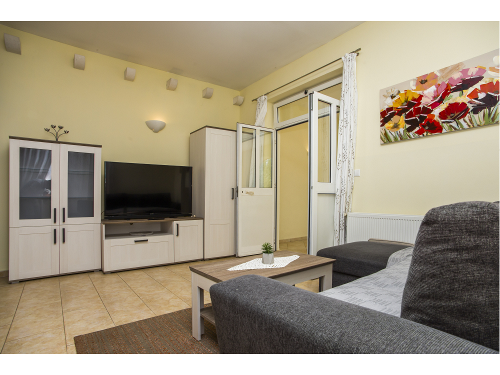 APARTMENTS GLAVOR DRA�E - Drace &amp;amp; Trstenik Chorvatsko