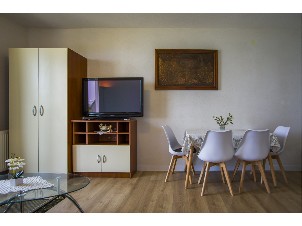 APARTMENTS GLAVOR DRA�E - Drace &amp;amp; Trstenik Chorvatsko