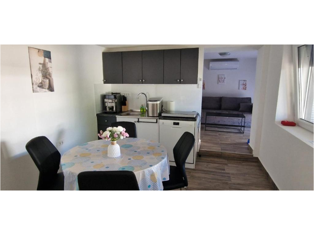 Antonija - Karlobag Hrvatska