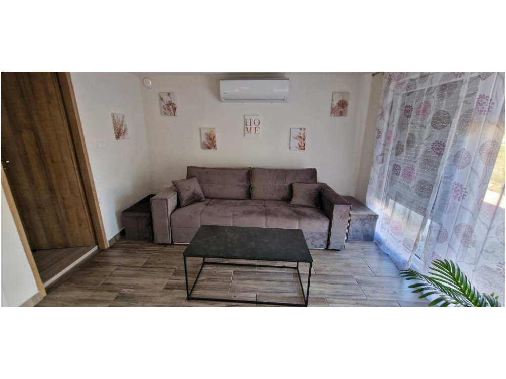 Antonija - Karlobag Hrvatska