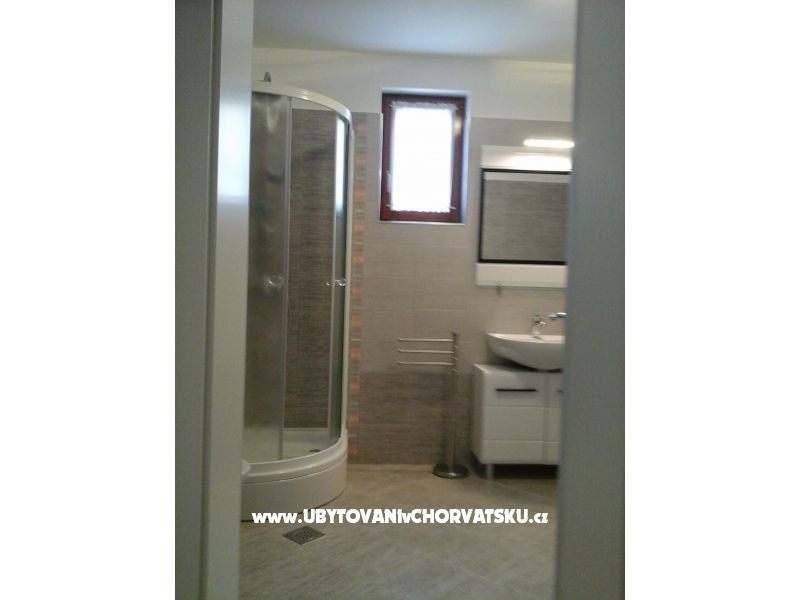 Appartements Paola – Ferienwohnung Karlobag, Kroatien – Foto 8