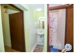 Apartmaji Marijana - Karlobag Hrvaka