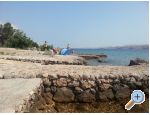Apartmaji Matek - Karlobag Hrvaka
