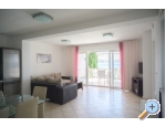 Beachfront Apartmaji Baricevic wit - Karlobag Hrvaka