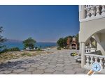 Beachfront Apartmaji Amaris - Karlobag Hrvaka