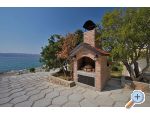 Beachfront Apartmaji Amaris - Karlobag Hrvaka