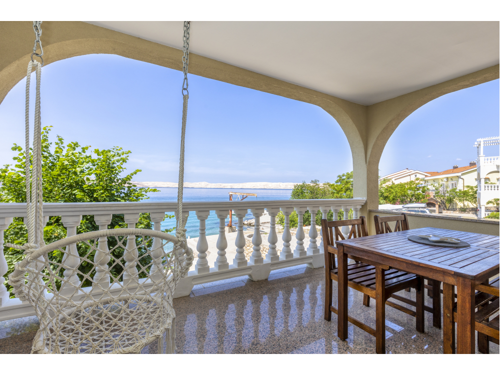 Beachfront Ferienwohnungen Laszlo - Karlobag Kroatien