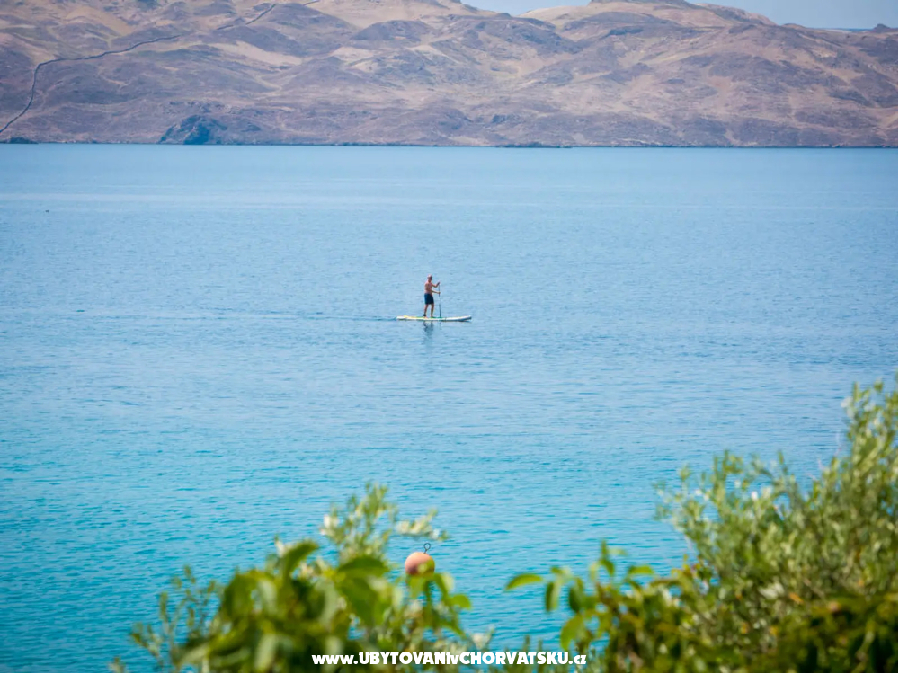 Beachfront Ferienwohnungen Laszlo - Karlobag Kroatien