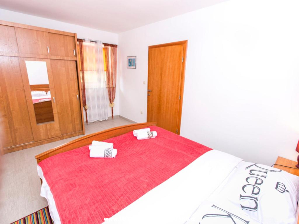 Beachfront Ferienwohnungen Laszlo - Karlobag Kroatien