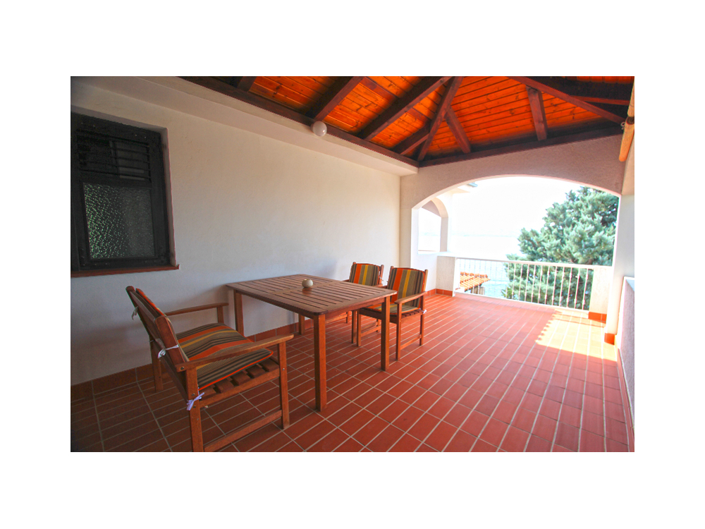 Beachfront Maison Isabella - Karlobag Croatie