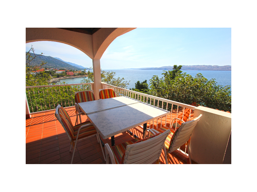 Beachfront Maison Isabella - Karlobag Croatie