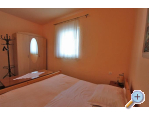 Beachfront Haus Rukavina - Karlobag Kroatien
