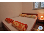 Beachfront Haus Rukavina - Karlobag Kroatien