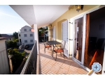 Haus Amalia with Seaview - Karlobag Kroatien