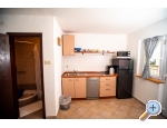 Haus Amalia with Seaview - Karlobag Kroatien