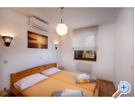 Haus Petra am Strand - Karlobag Kroatien