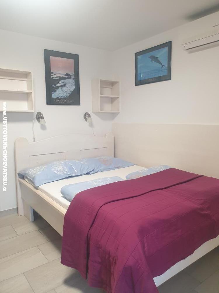Apartm�ny Palma - Karlobag Chorvatsko