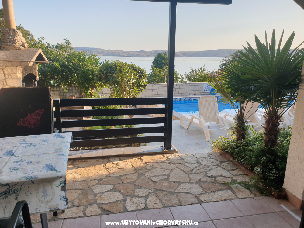 Apartm�ny Palma - Karlobag Chorvatsko