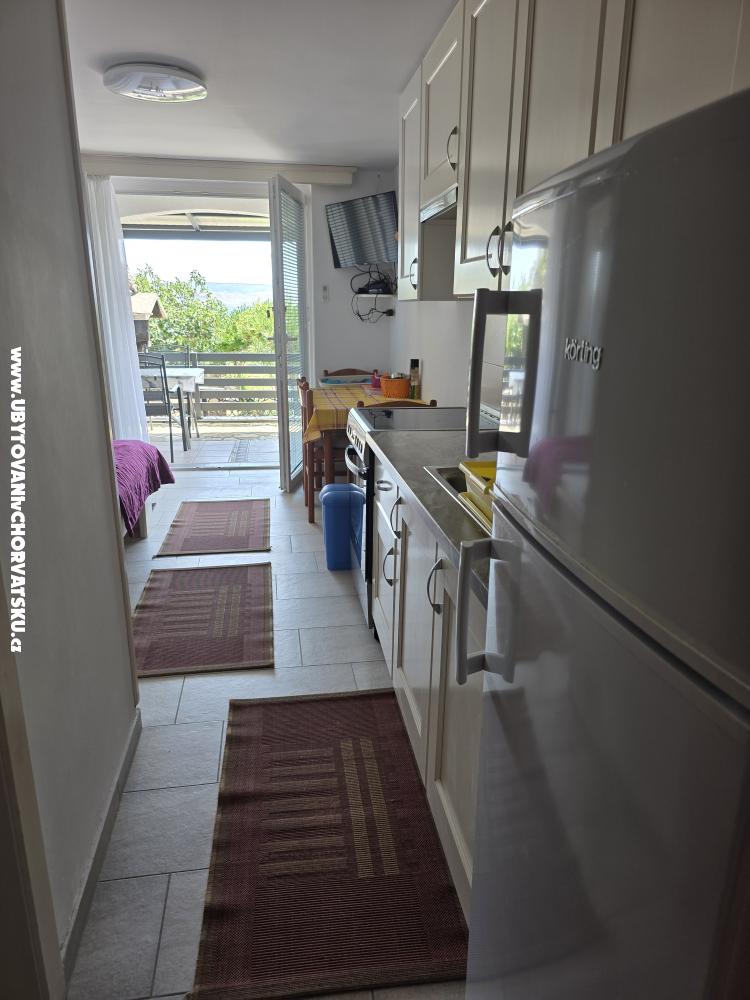 Apartm�ny Palma - Karlobag Chorvatsko