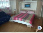 Apartmaji Ana-Marija - Karlobag Hrvaka