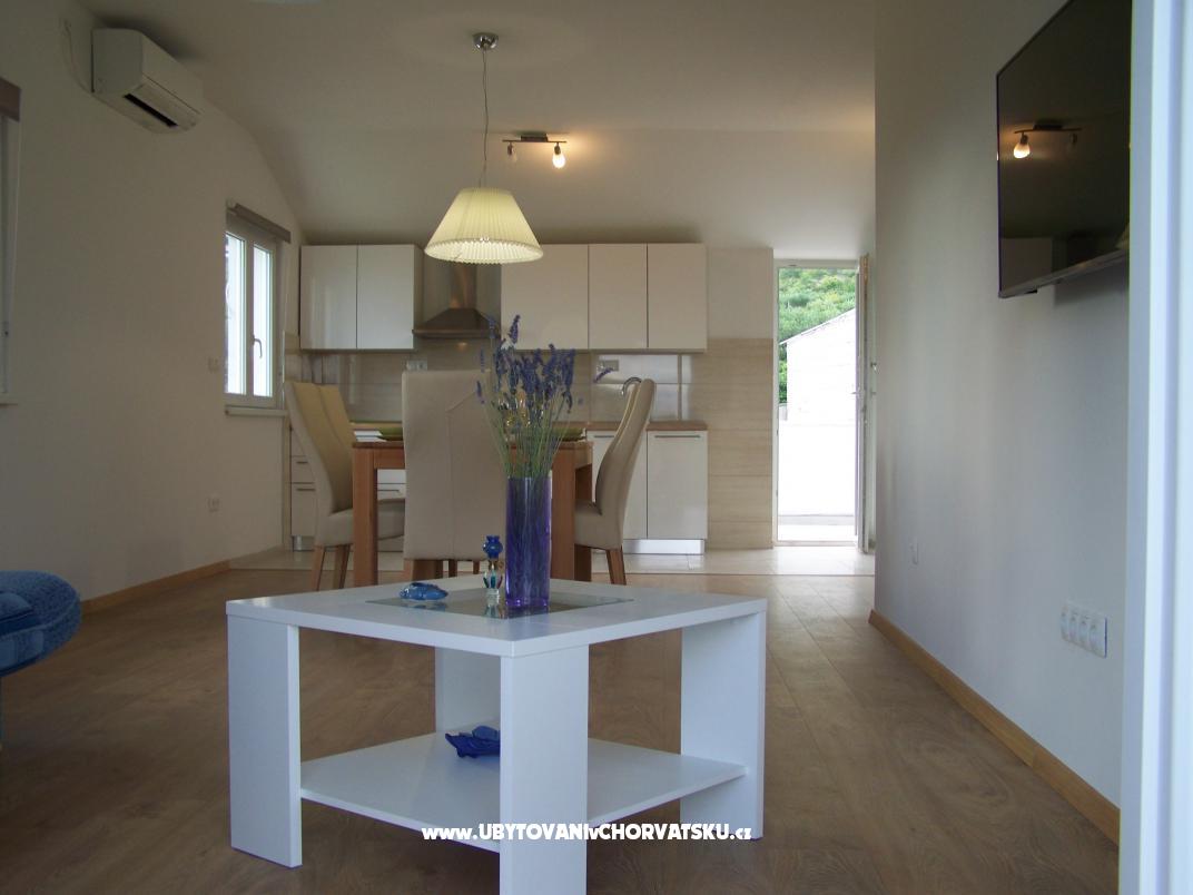 Apartment Barbara – Ferienwohnung Kastela, Kroatien – Foto 1