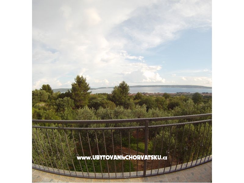 Apartment Barbara – Ferienwohnung Kastela, Kroatien – Foto 9