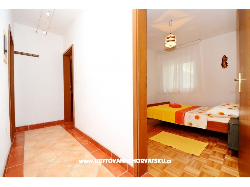 Apartment ĐIMI – Ferienwohnung Kastela, Kroatien – Foto 6