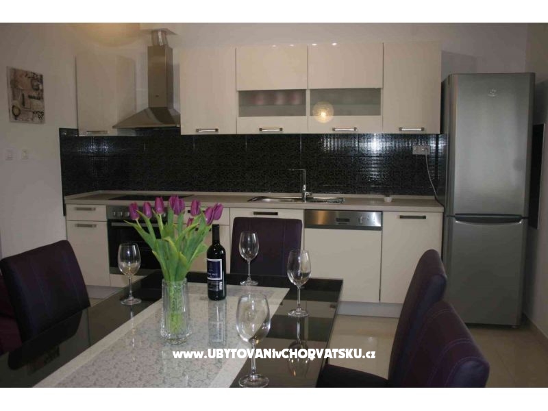 Apartment Klara – Ferienwohnung Kastela, Kroatien – Foto 2