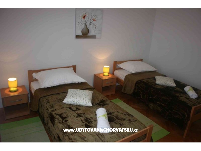 Apartment Klara – Ferienwohnung Kastela, Kroatien – Foto 6