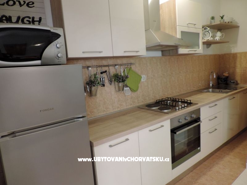 Apartment Lucija – Ferienwohnung Kastela, Kroatien – Foto 7