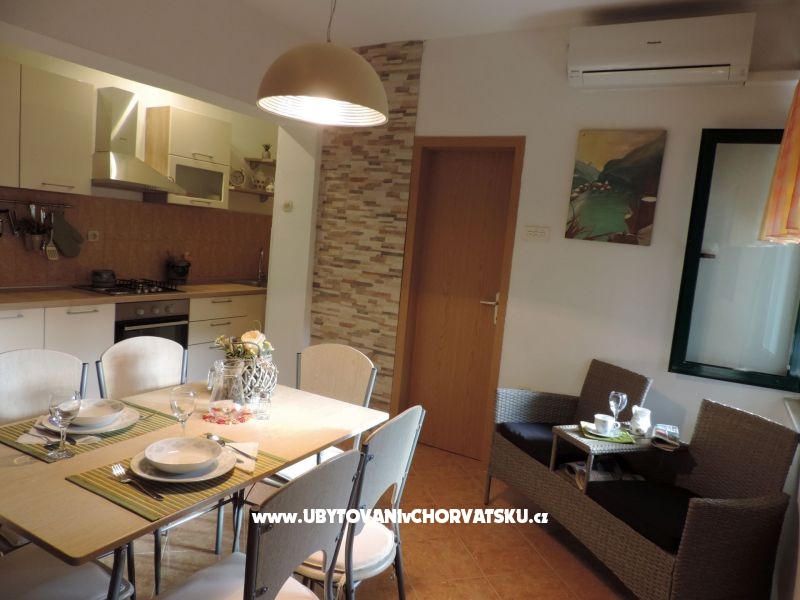 Apartment Lucija – Ferienwohnung Kastela, Kroatien – Foto 9