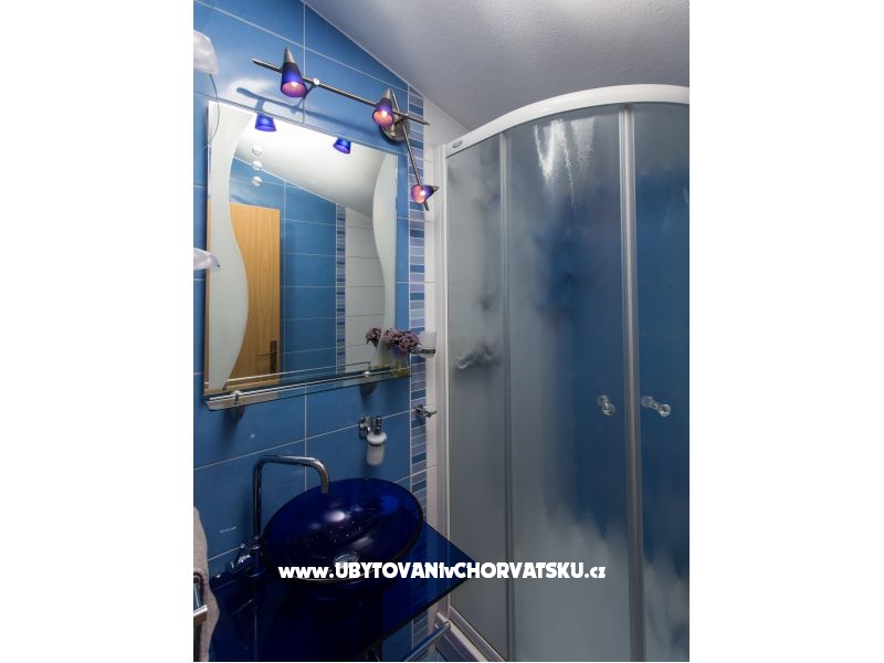 Apartment Luka – Ferienwohnung Kastela, Kroatien – Foto 2