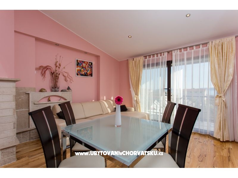 Apartment Luka – Ferienwohnung Kastela, Kroatien – Foto 3