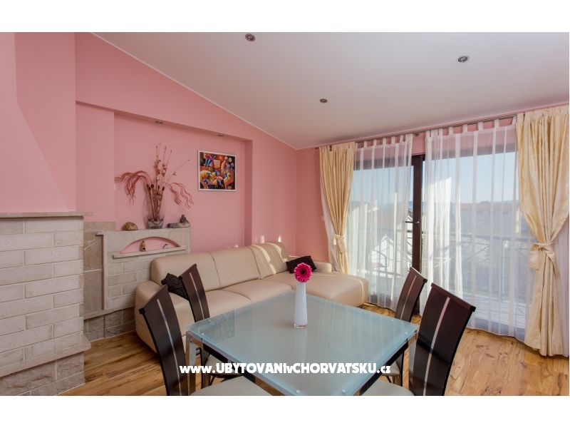 Apartment Luka – Ferienwohnung Kastela, Kroatien – Foto 4