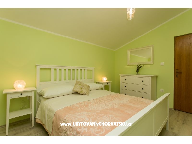 Apartment Luka – Ferienwohnung Kastela, Kroatien – Foto 7