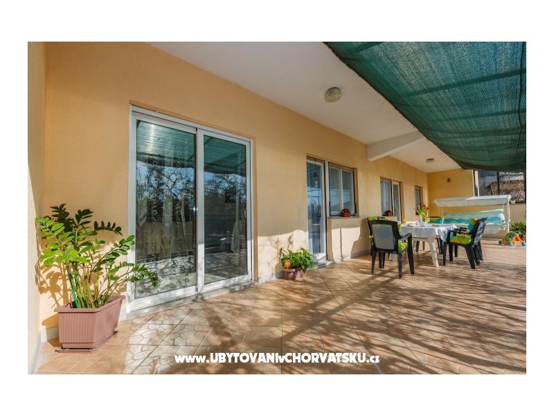 Apartment Majana – Ferienwohnung Kastela, Kroatien – Foto 2