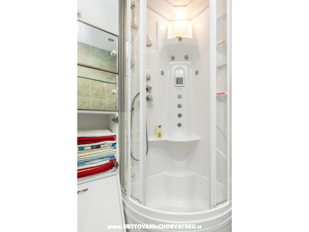 Apartm�n Tonko - Ka�tela Chorvatsko