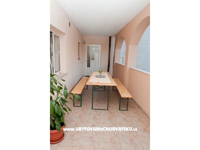 Apartmány Brnas – ubytování Kaštela, Chorvatsko – foto 2